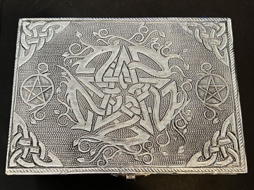 Box Pentacle White Metal